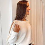 Open shoulder lace pull