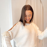 Open shoulder lace pull