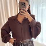 Lacquer short with belt