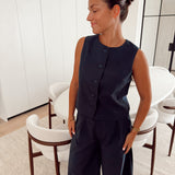 Navy sleeveless blazer T7187