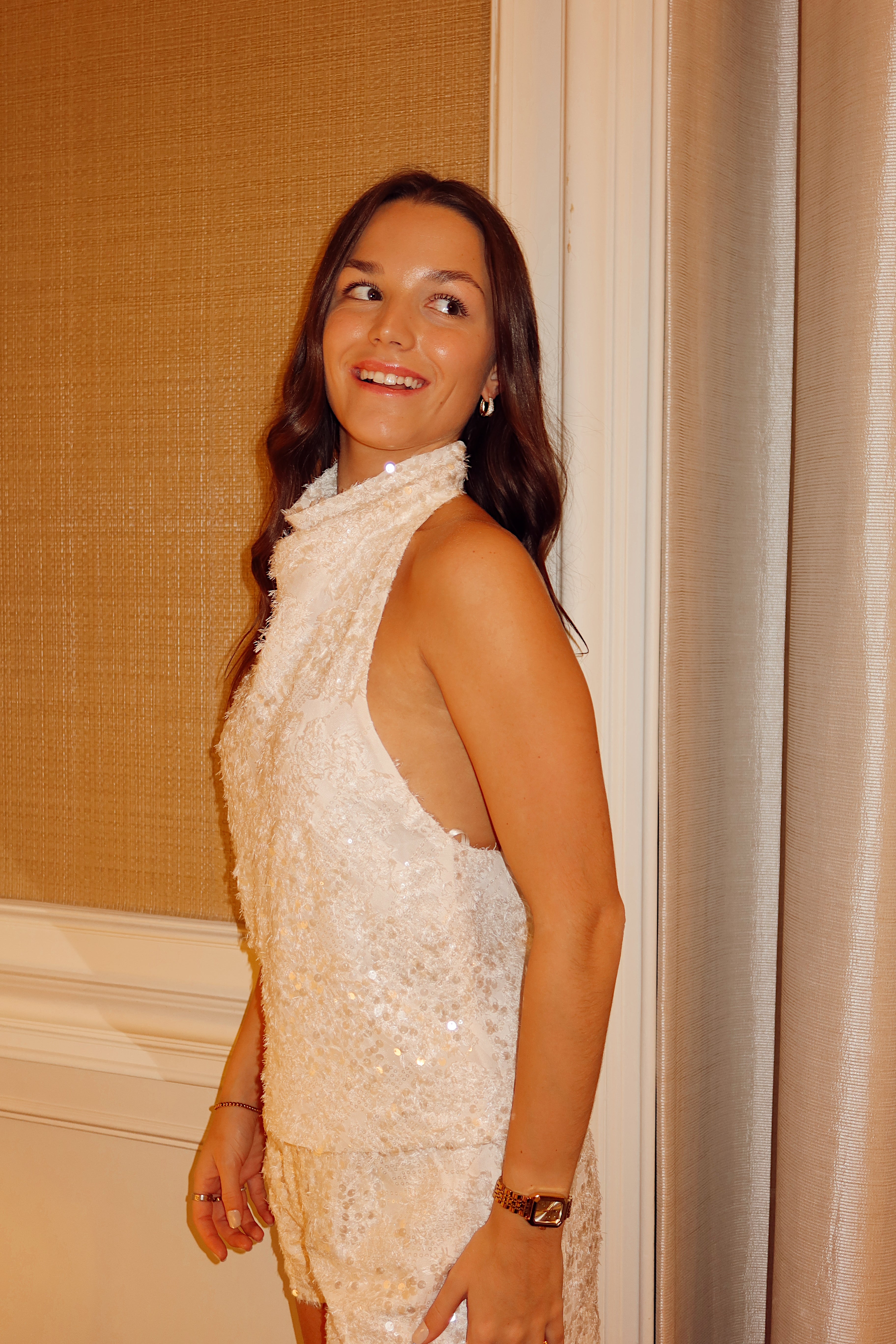 Soft sequin fur short Ecru