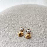 Round pearl earrings