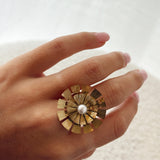 Sunny pearl ring