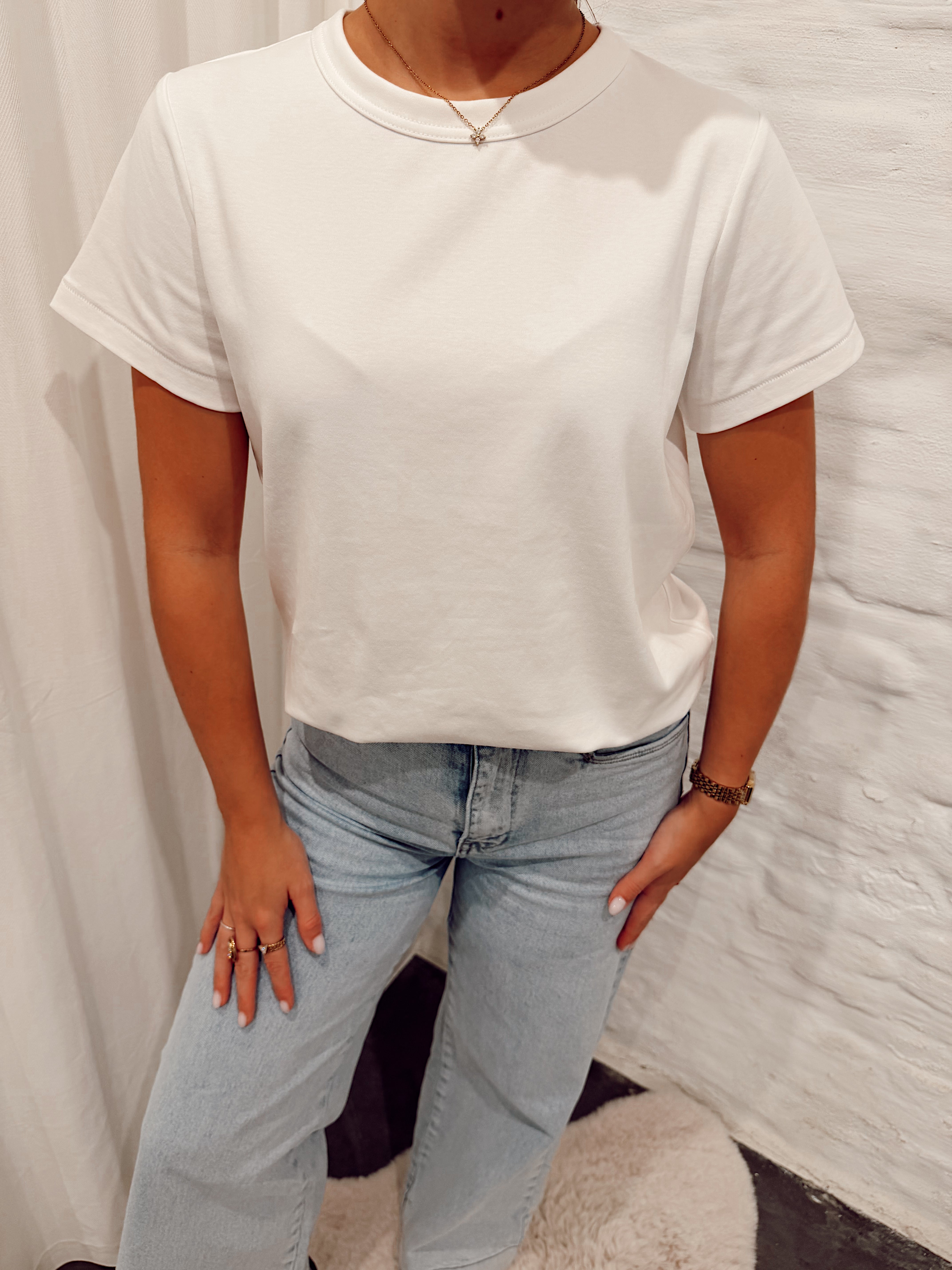 White tee