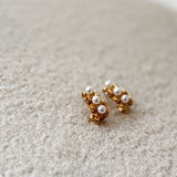 Pearly earrings