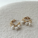 Infinity pearl earrings