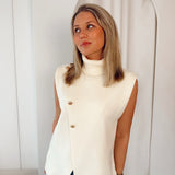 Elegant button knit